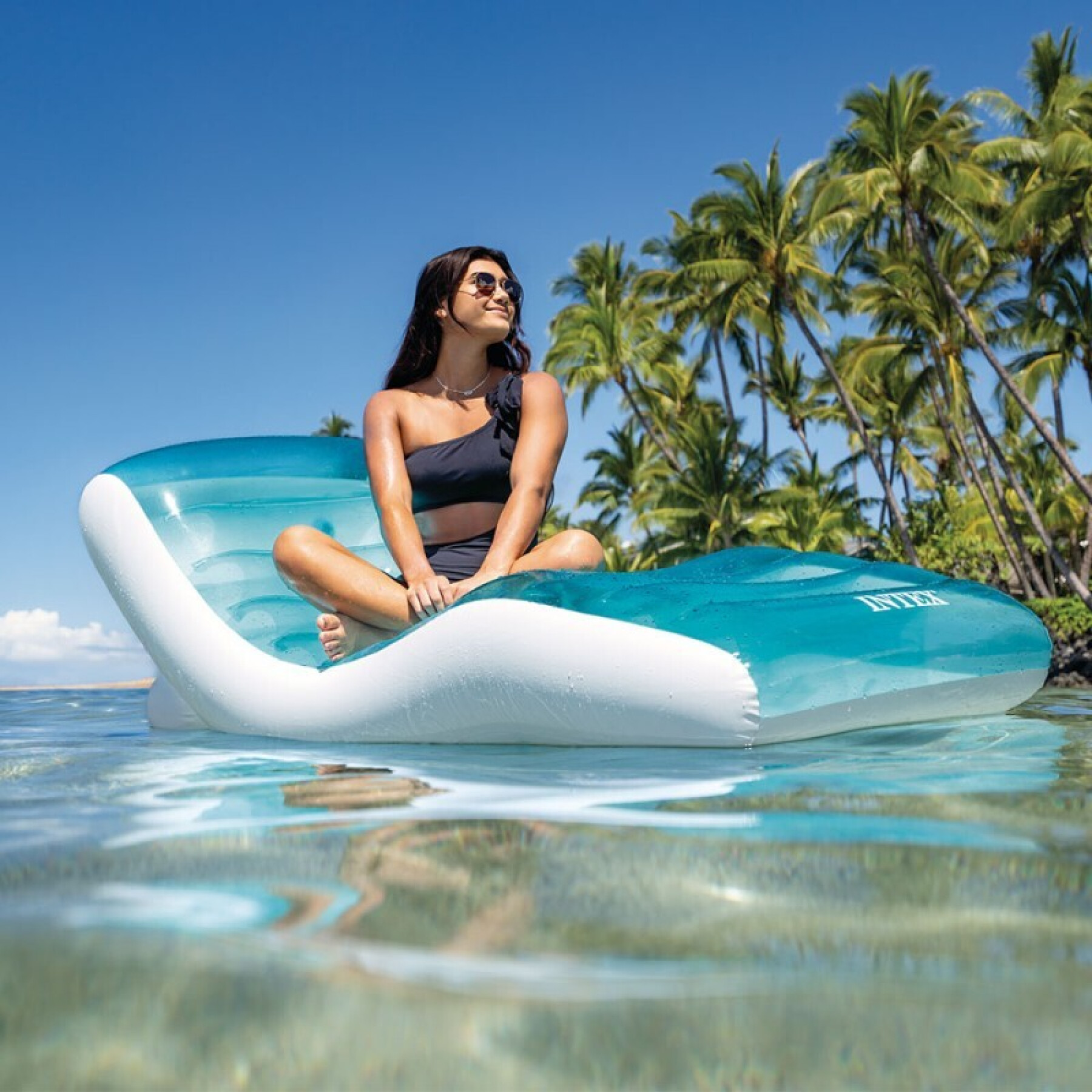 Inflatable lagoon mattress Intex